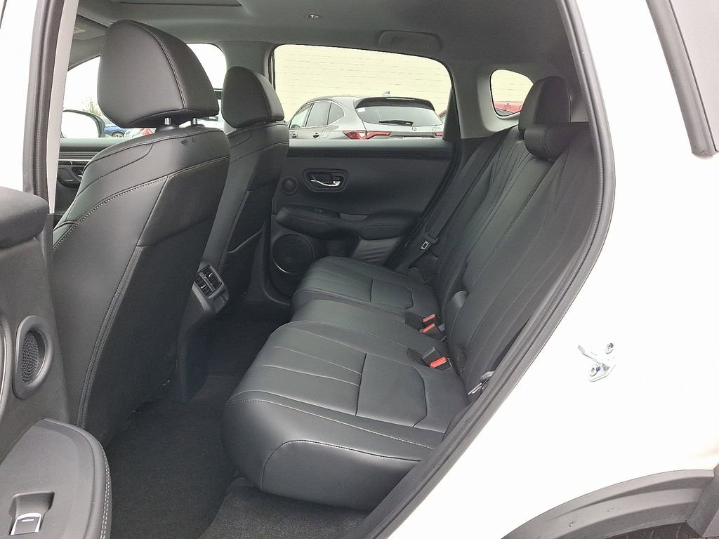 Certified 2025 Acura ADX AWD image 10