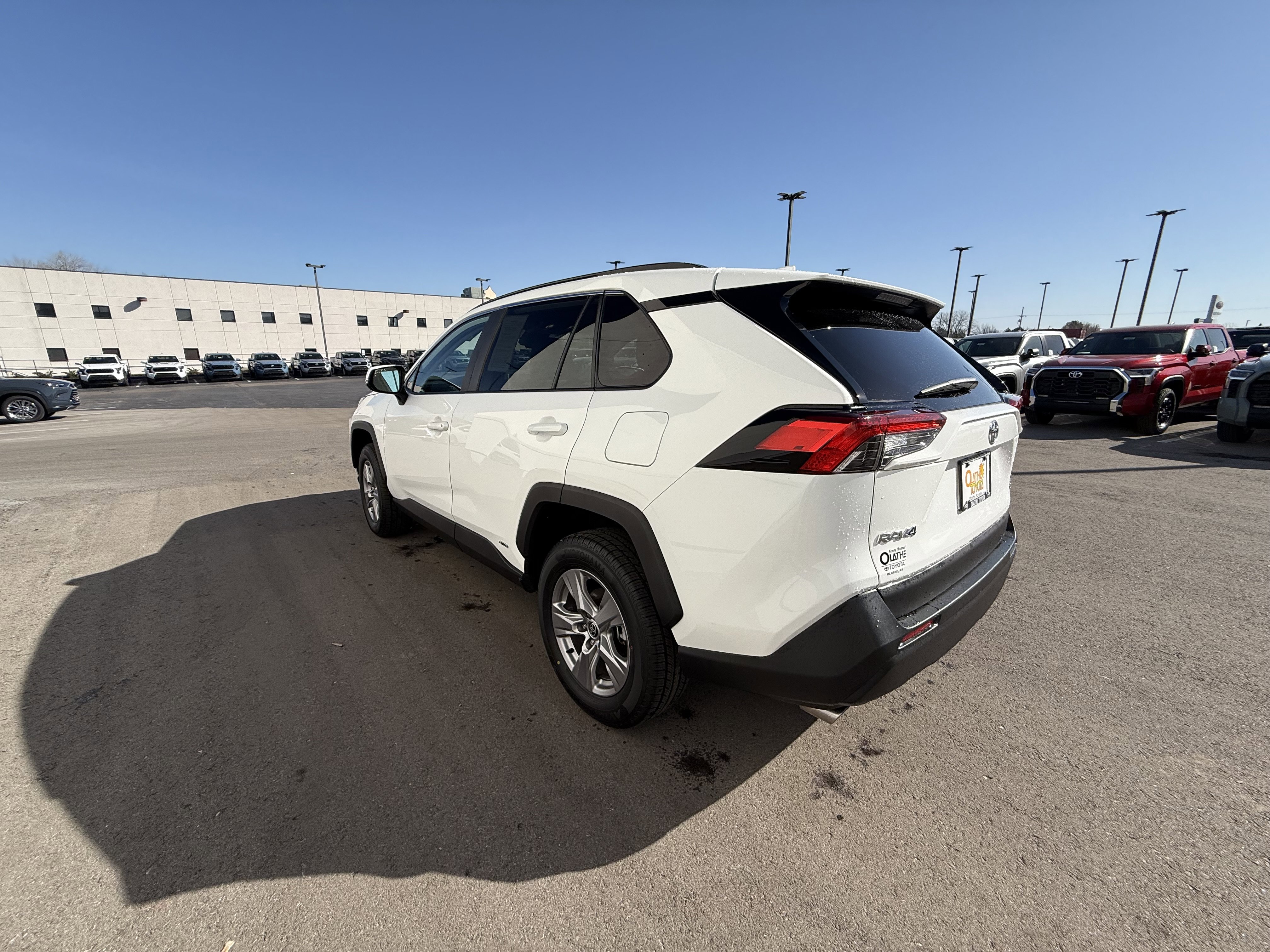 Certified 2025 Toyota RAV4 XLE AWD/4WD image 3