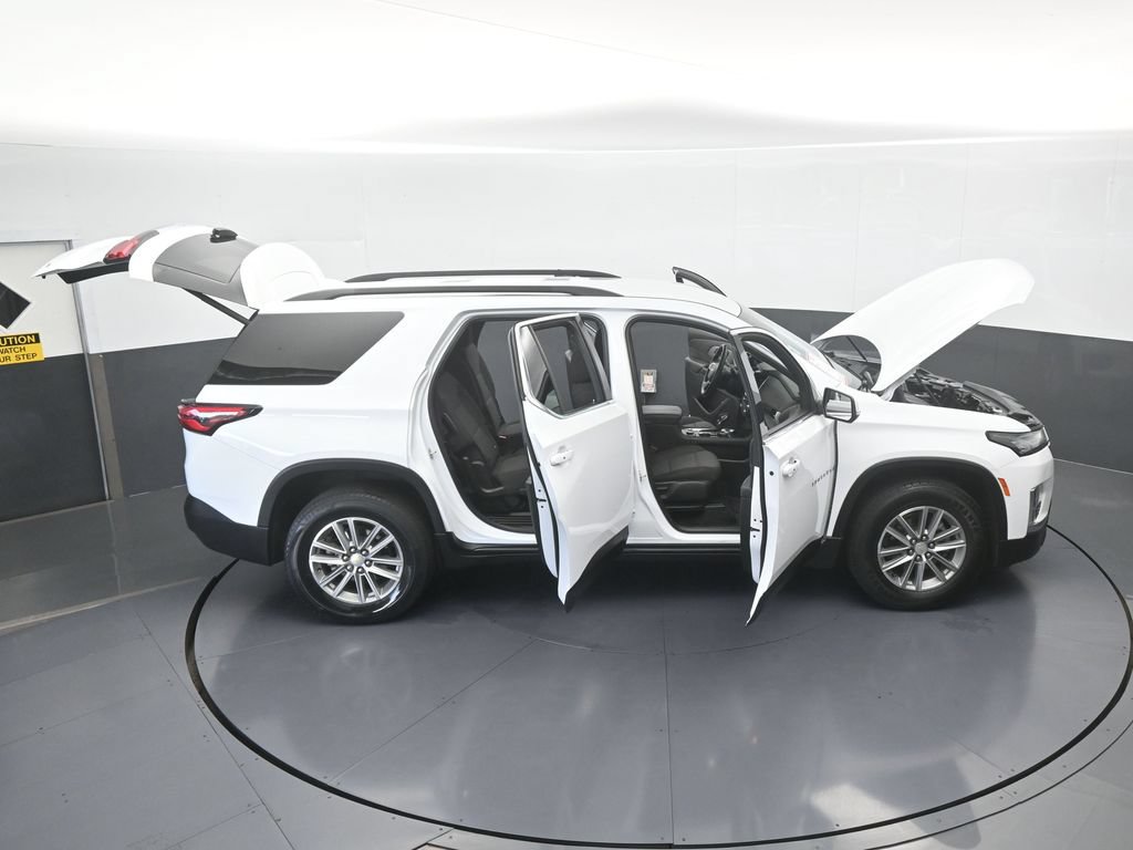 Used 2023 Chevrolet Traverse LT FWD image 69