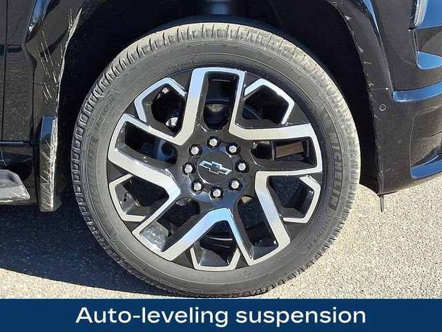 Used 2024 Chevrolet Silverado EV RST image 10