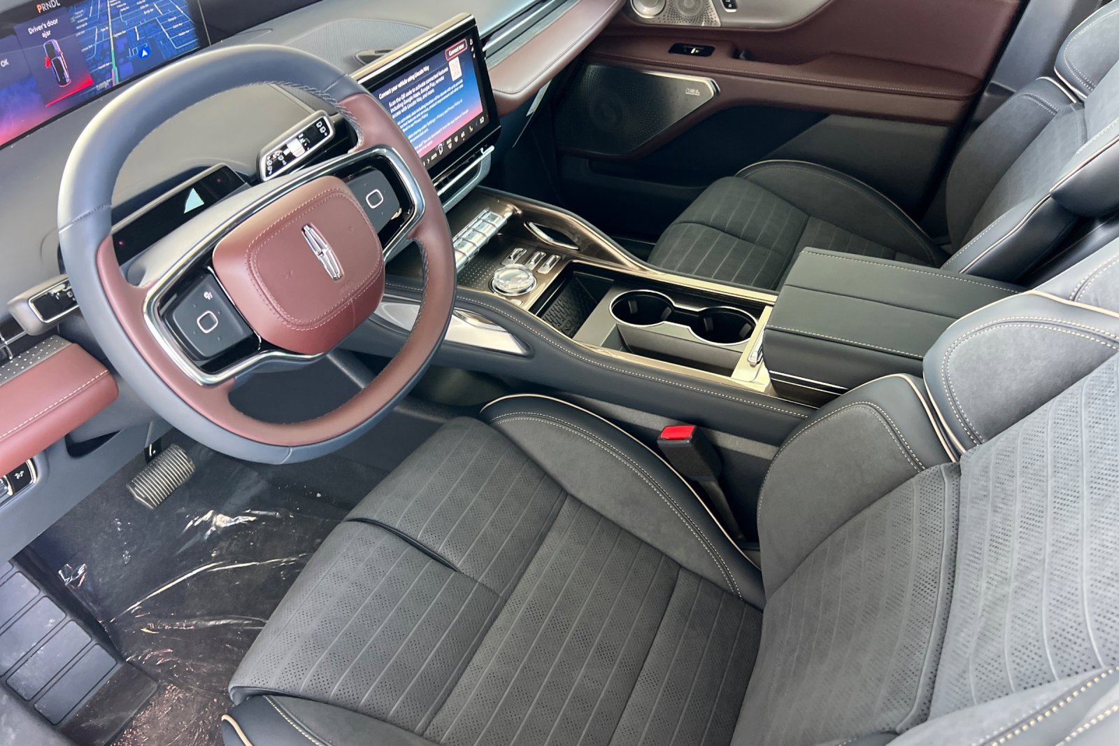 New 2026 Lincoln Nautilus Black Label image 8