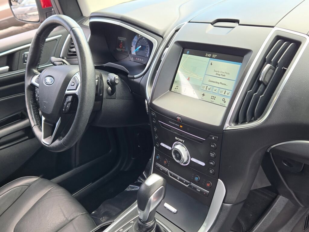 Used 2018 Ford Edge Titanium w/ Equipment Group 301A AWD/4WD image 7