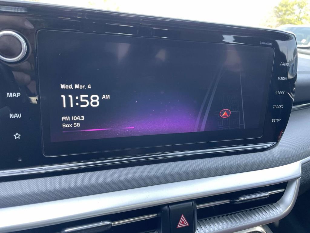 Used 2023 Kia K5 GT-Line image 40