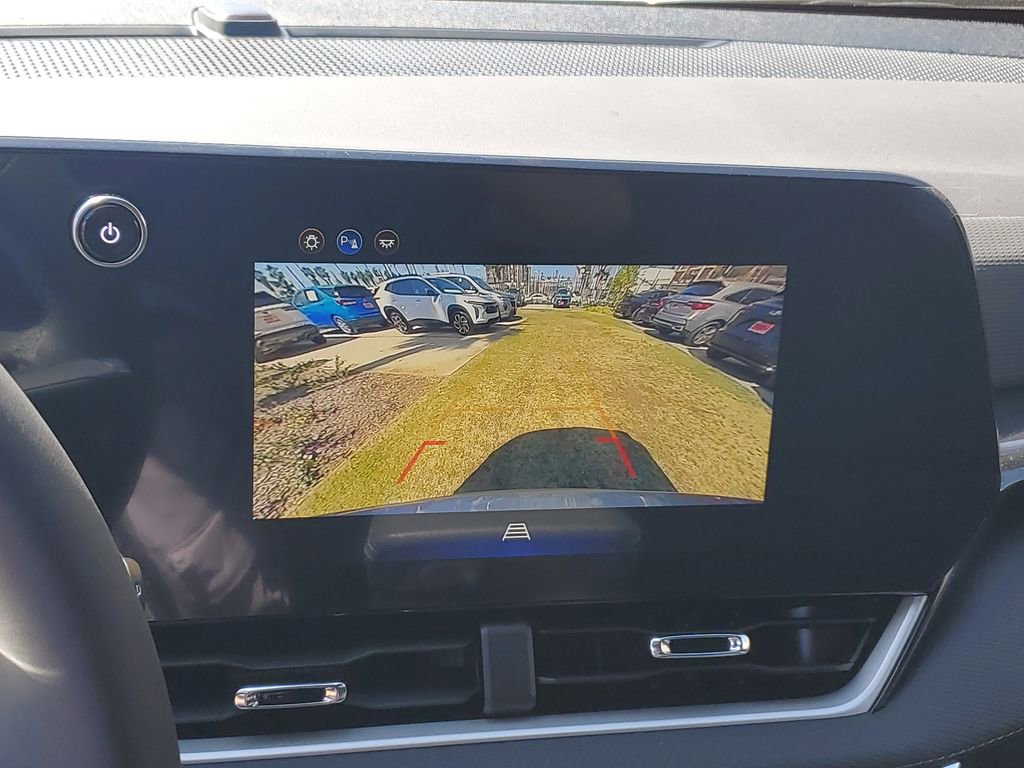 New 2026 Chevrolet Equinox LT w/ LPO, Floor Liner Package image 23