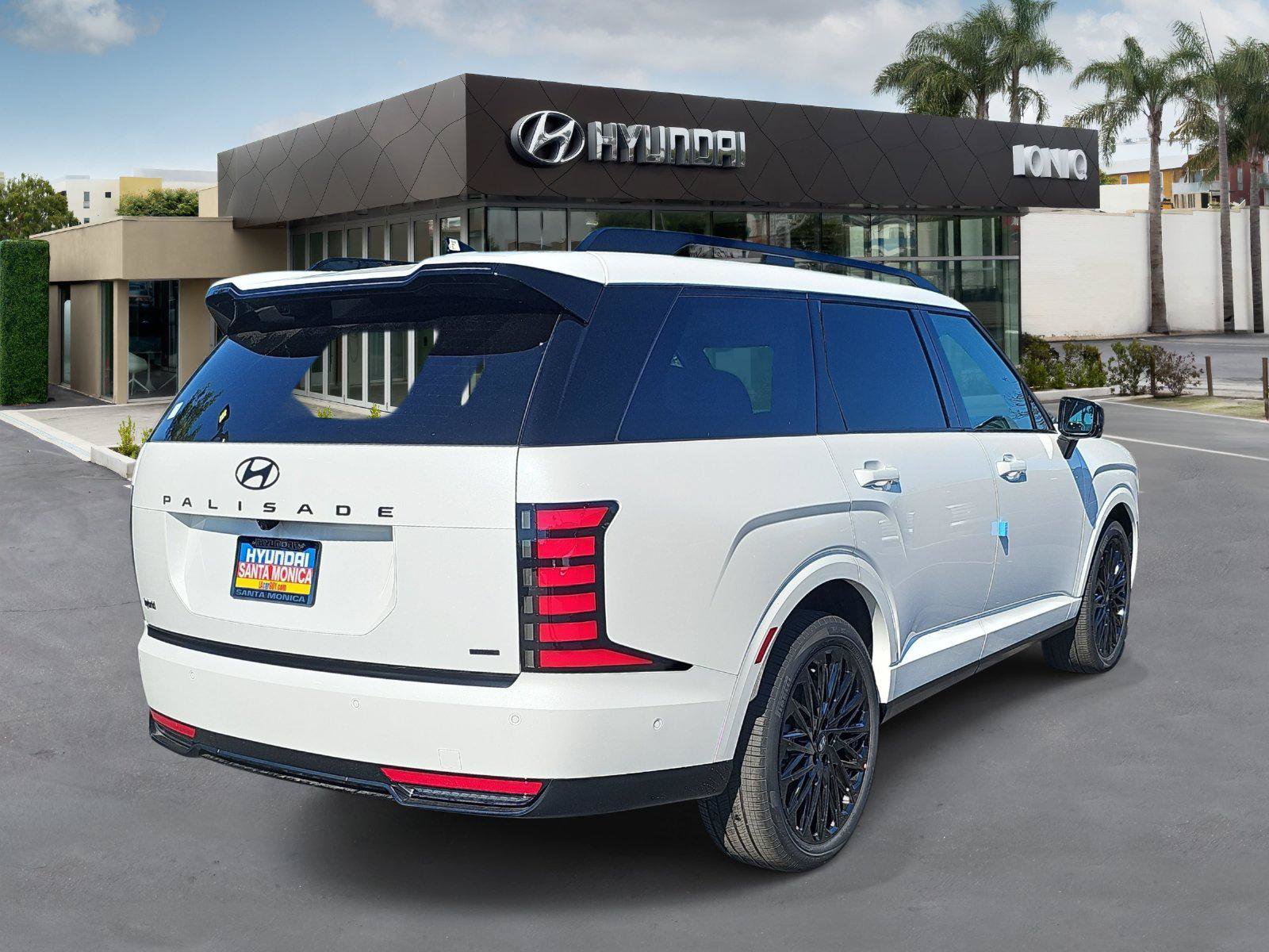 New 2027 Hyundai Palisade Calligraphy AWD/4WD image 3