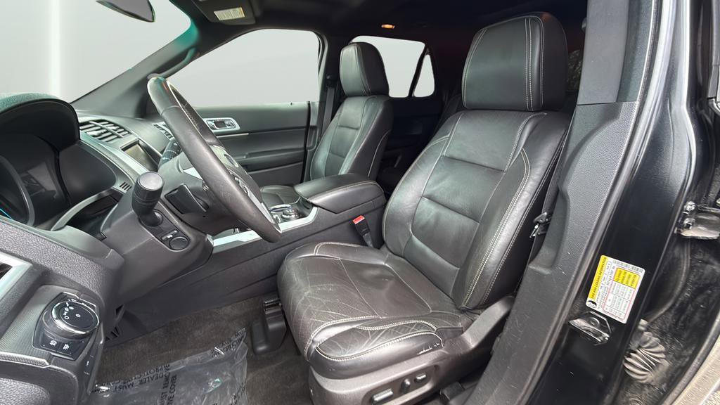 Used 2015 Ford Explorer Sport w/ Equipment Group 401A AWD/4WD image 23