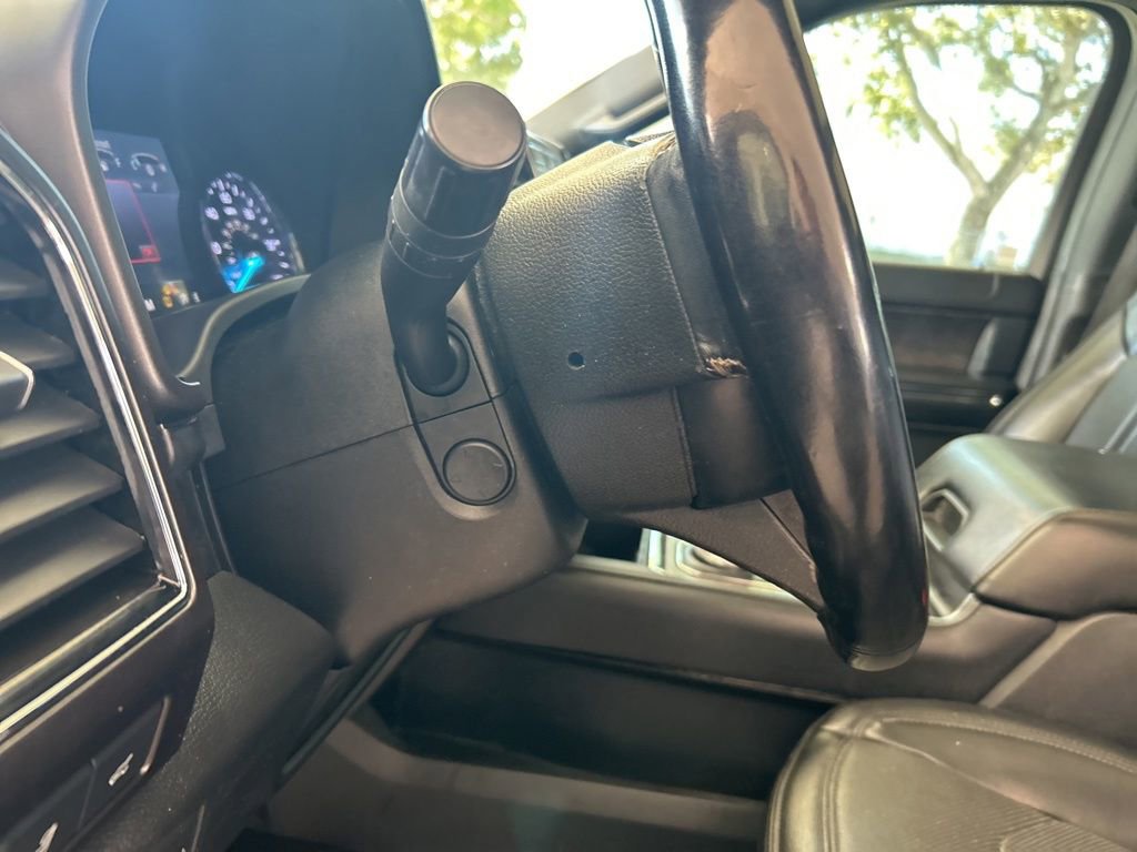 Used 2021 Ford Expedition Max Limited image 44