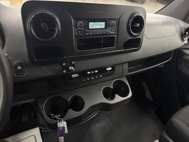 Used 2019 Freightliner Sprinter 2500 image 5