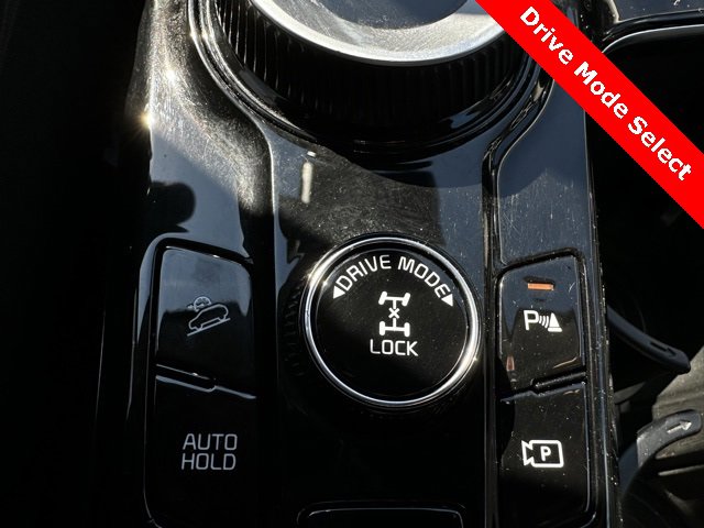 Used 2023 Kia Sportage LX image 11