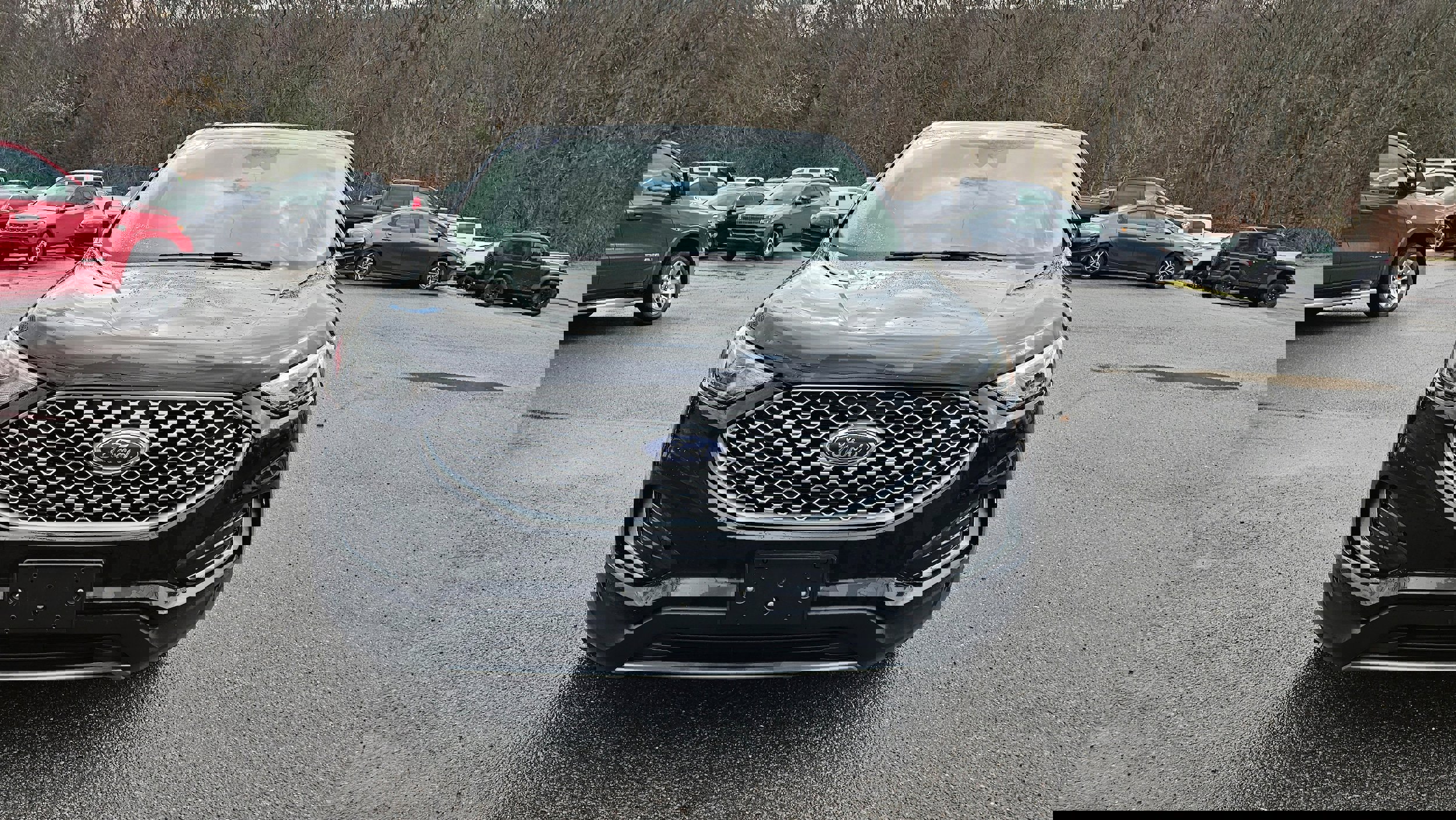 Used 2023 Ford Edge SEL image 3