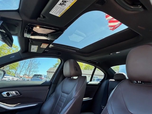 Used 2020 BMW M340i RWD image 29