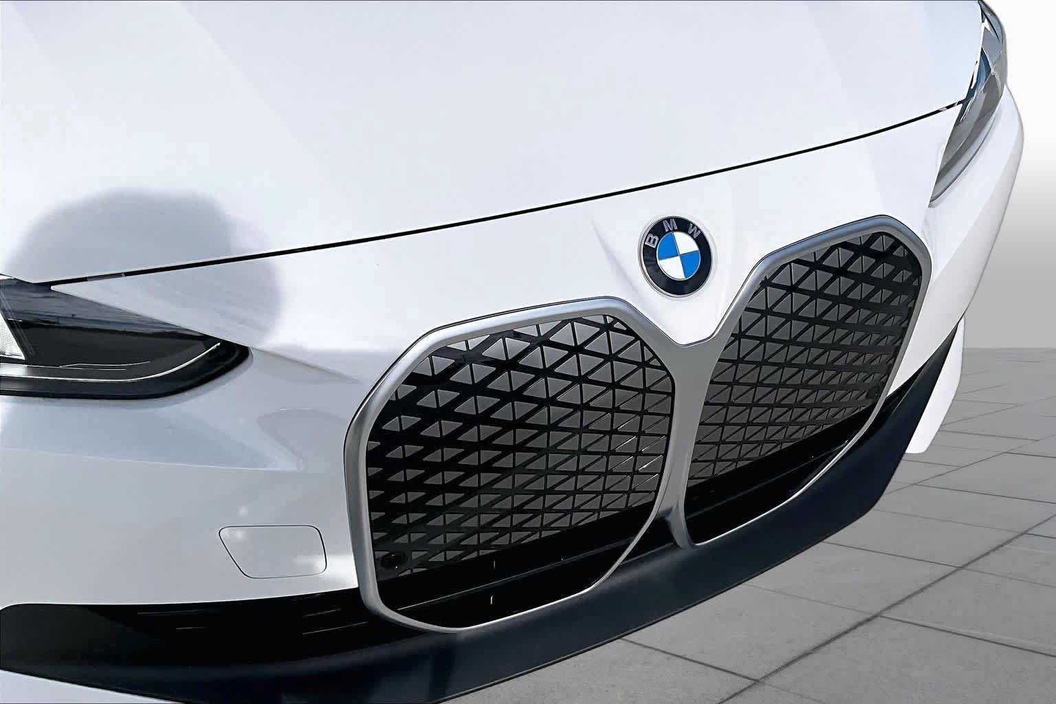 Used 2026 BMW i4 xDrive40i w/ Premium Package AWD/4WD image 27