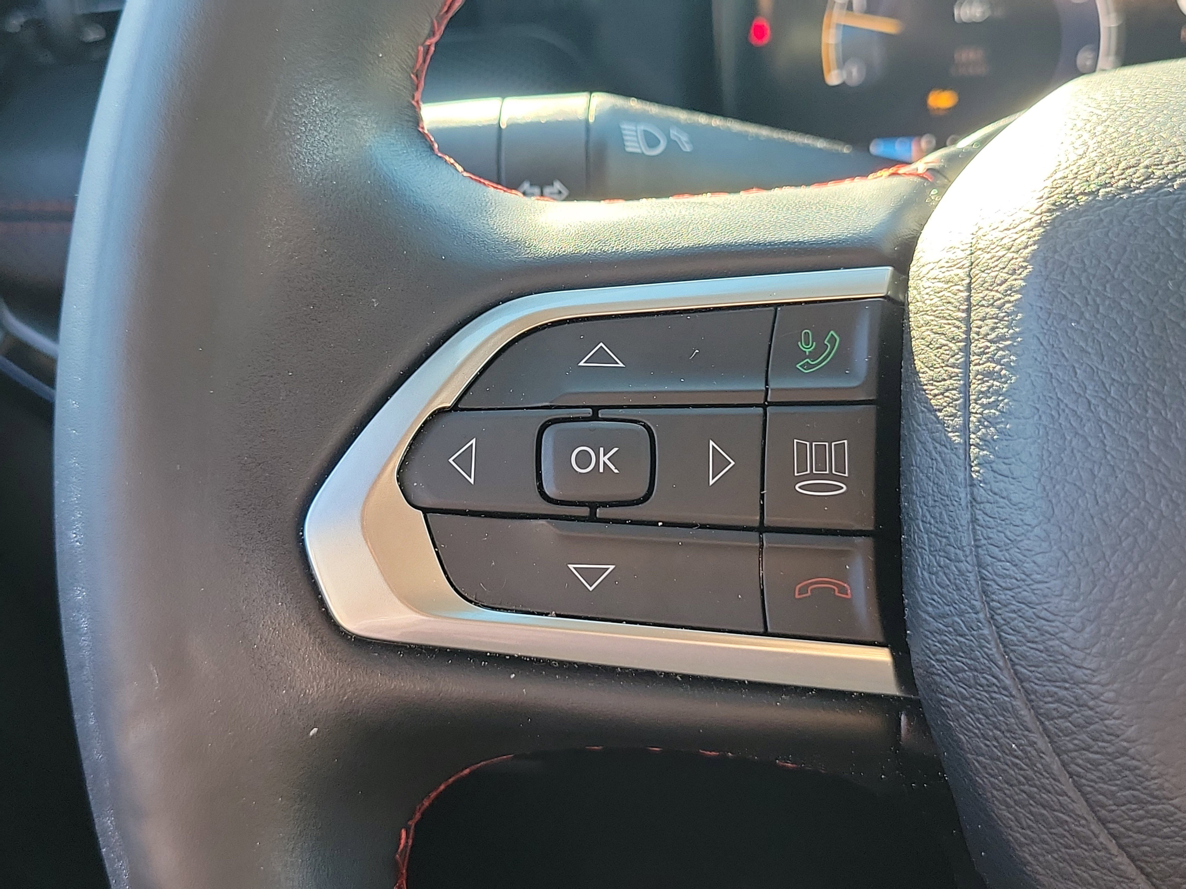 Used 2022 Jeep Compass Trailhawk w/ Trailhawk Elite Group image 27