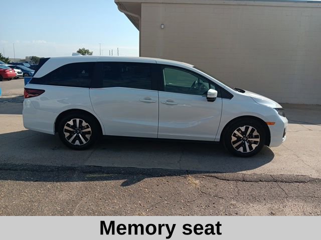 New 2026 Honda Odyssey EX-L image 3