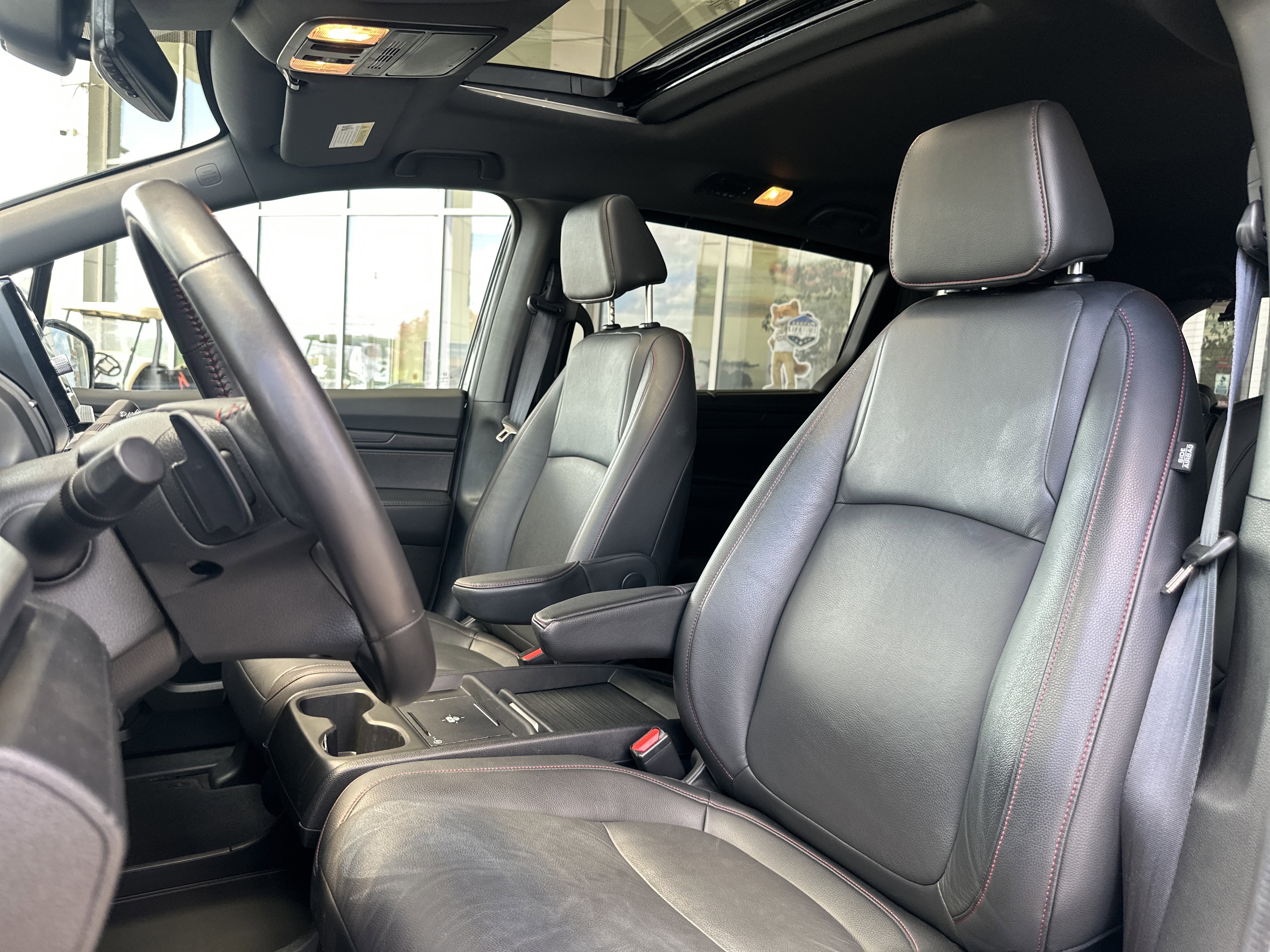 Used 2025 Honda Odyssey Sport-L image 9