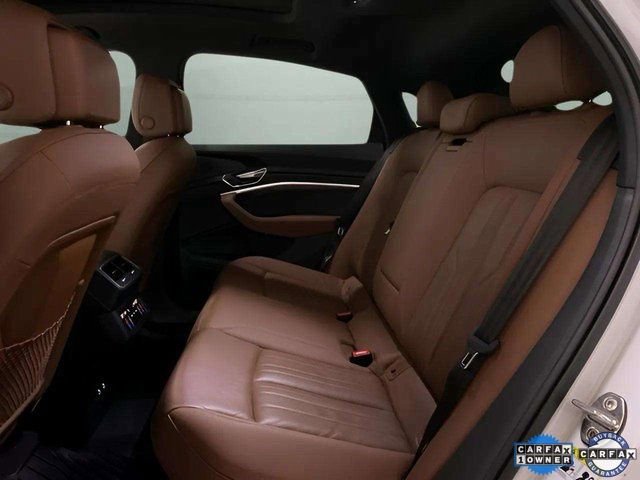Used 2024 Audi Q8 e-tron Premium image 74