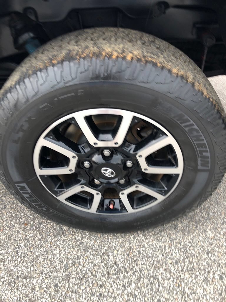 Used 2018 Toyota Tundra Limited w/ Limited Premium Package AWD/4WD image 12
