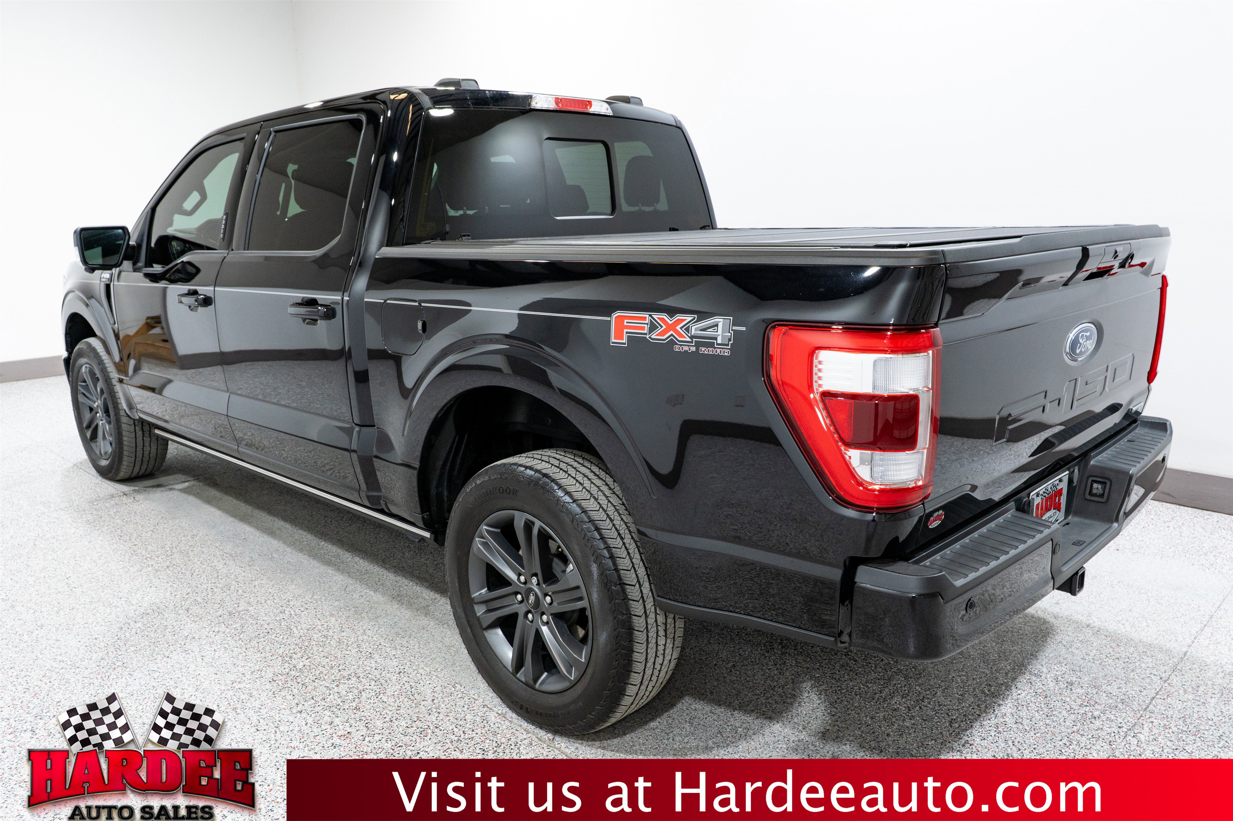 Used 2023 Ford F150 Lariat w/ Equipment Group 502A High image 3