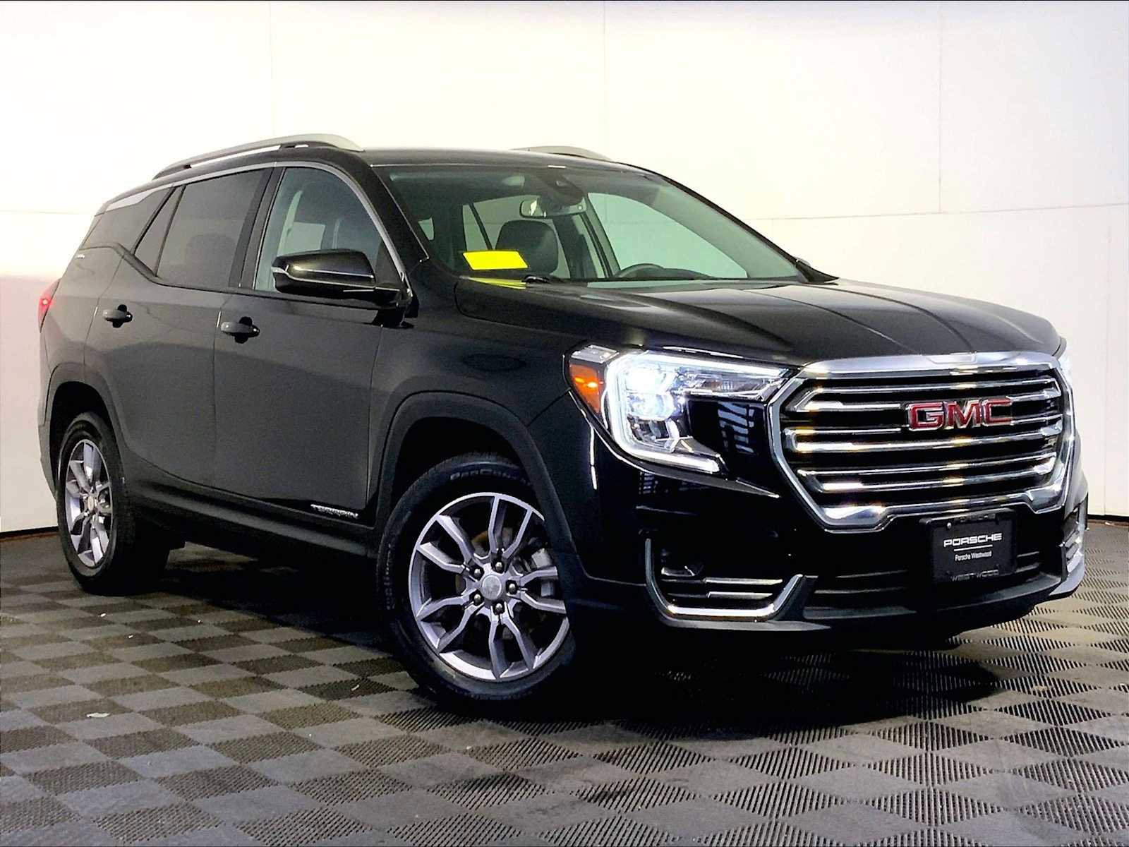 Used 2023 GMC Terrain SLT image 9