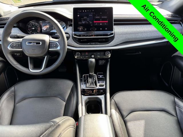 Used 2024 Jeep Compass Latitude image 26