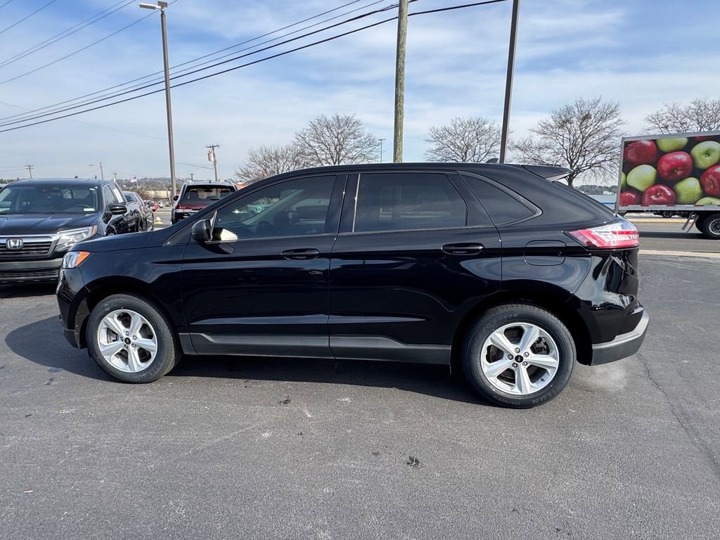 Used 2023 Ford Edge SE image 6
