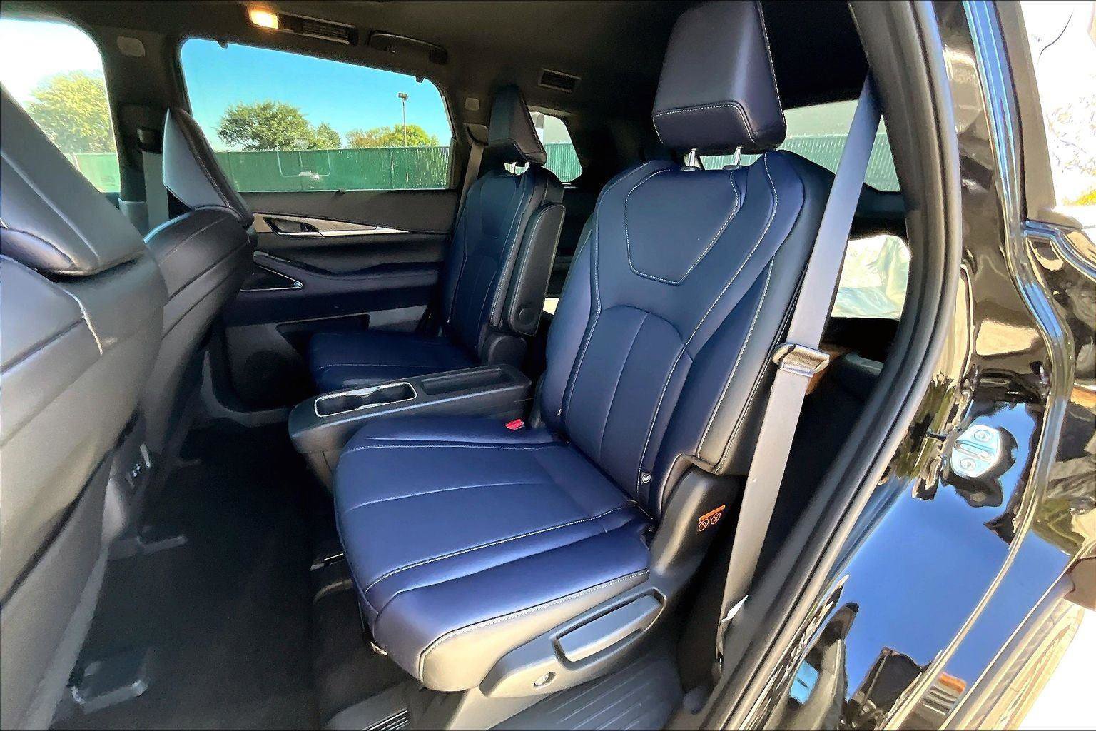 New 2026 INFINITI QX60 Sport image 15