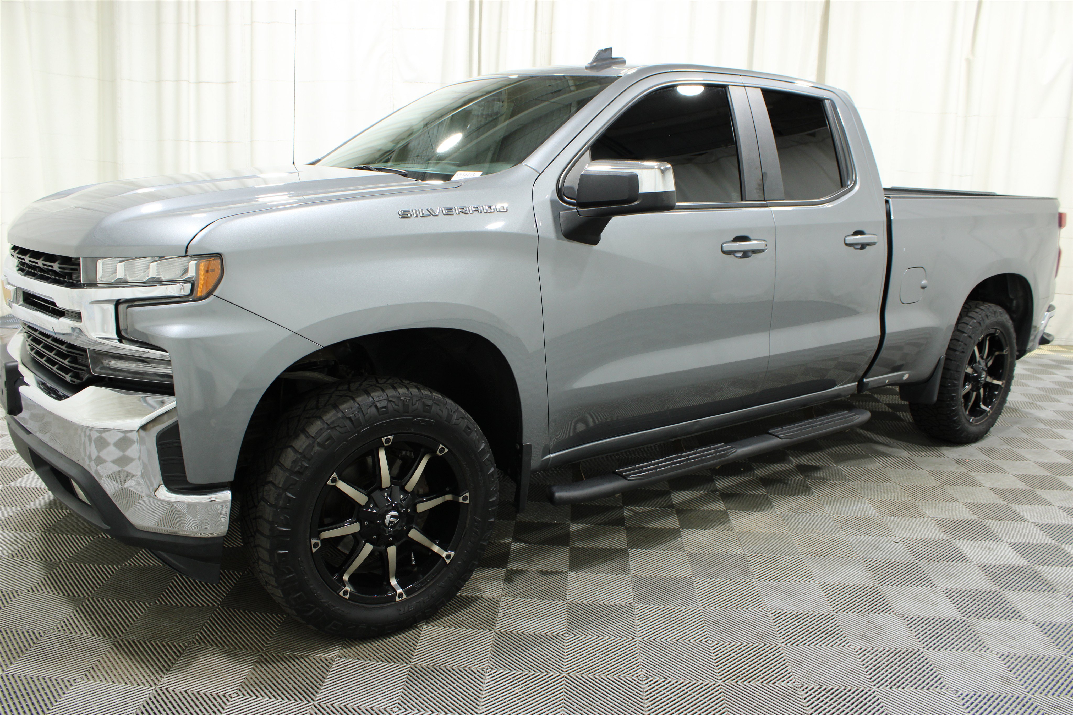 Used 2020 Chevrolet Silverado 1500 LT RWD image 30