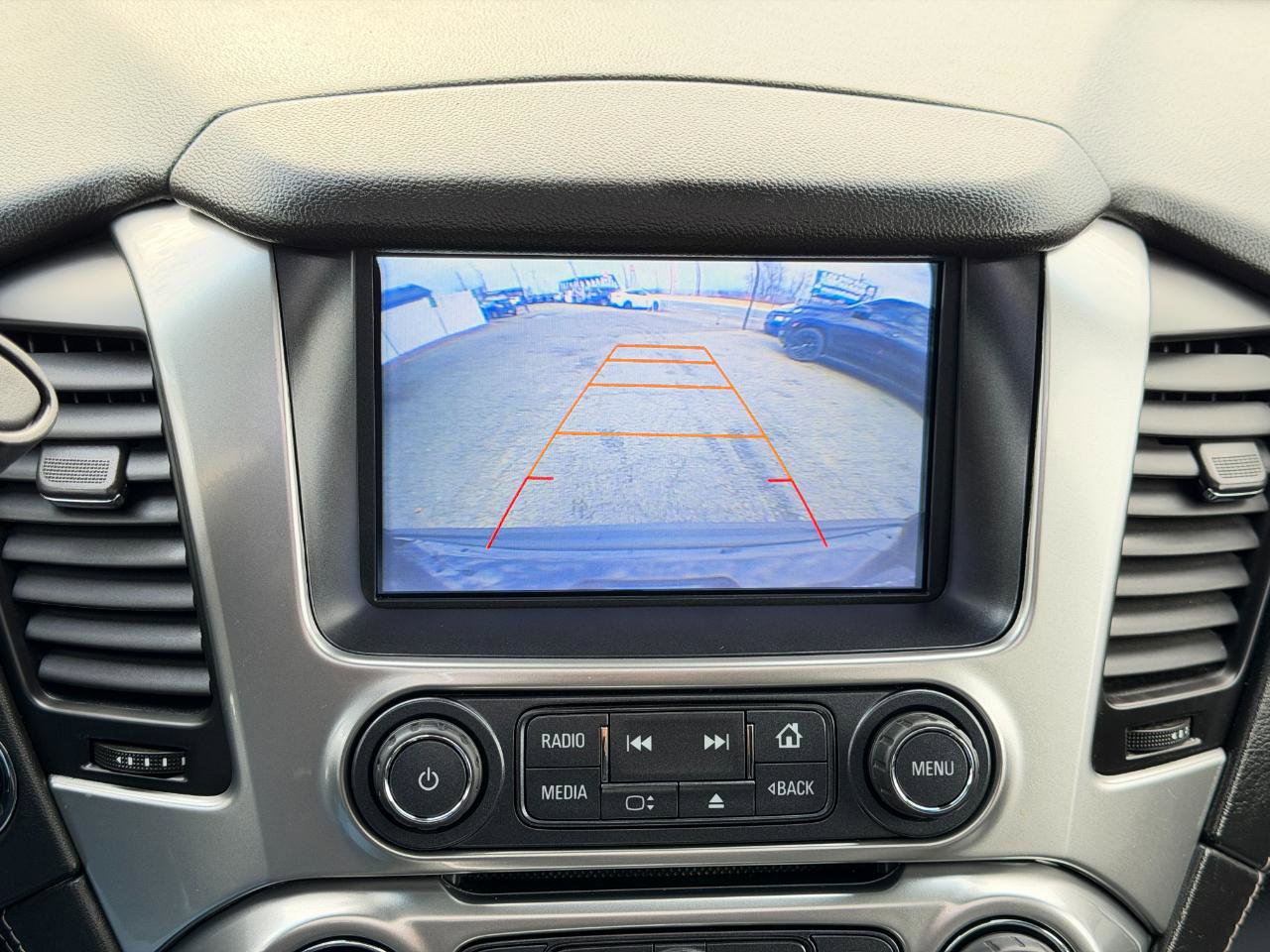 Used 2017 Chevrolet Tahoe LT image 24