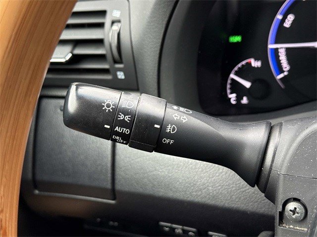 Used 2015 Lexus RX 450h AWD image 27