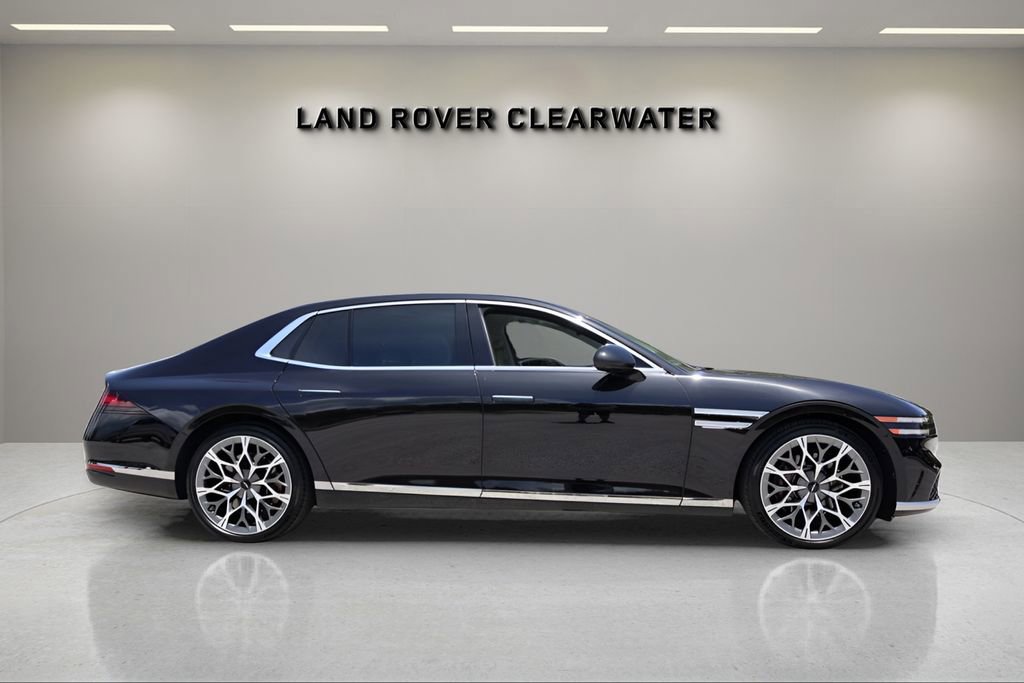 Used 2025 Genesis G90 3.5T AWD/4WD image 6