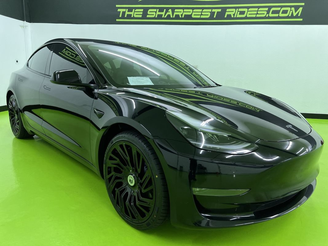 Used 2023 Tesla Model 3 Performance AWD/4WD image 2