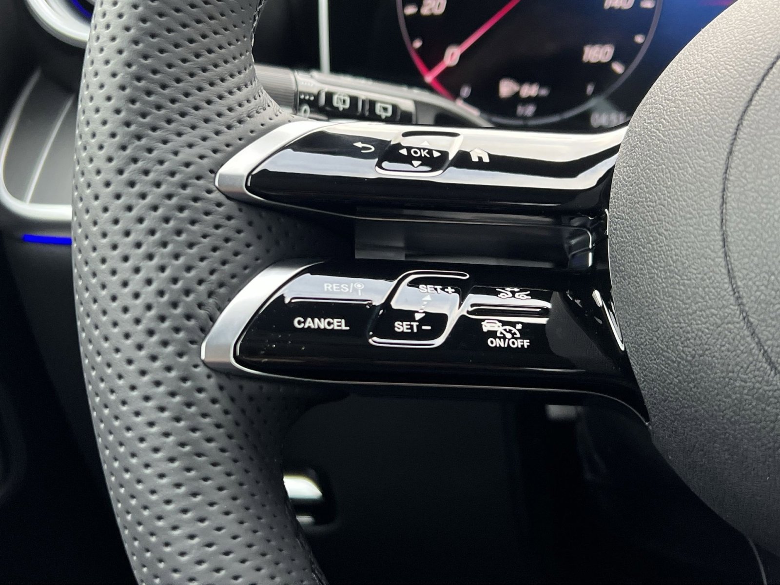 New 2026 Mercedes-Benz GLC 300 4MATIC image 30