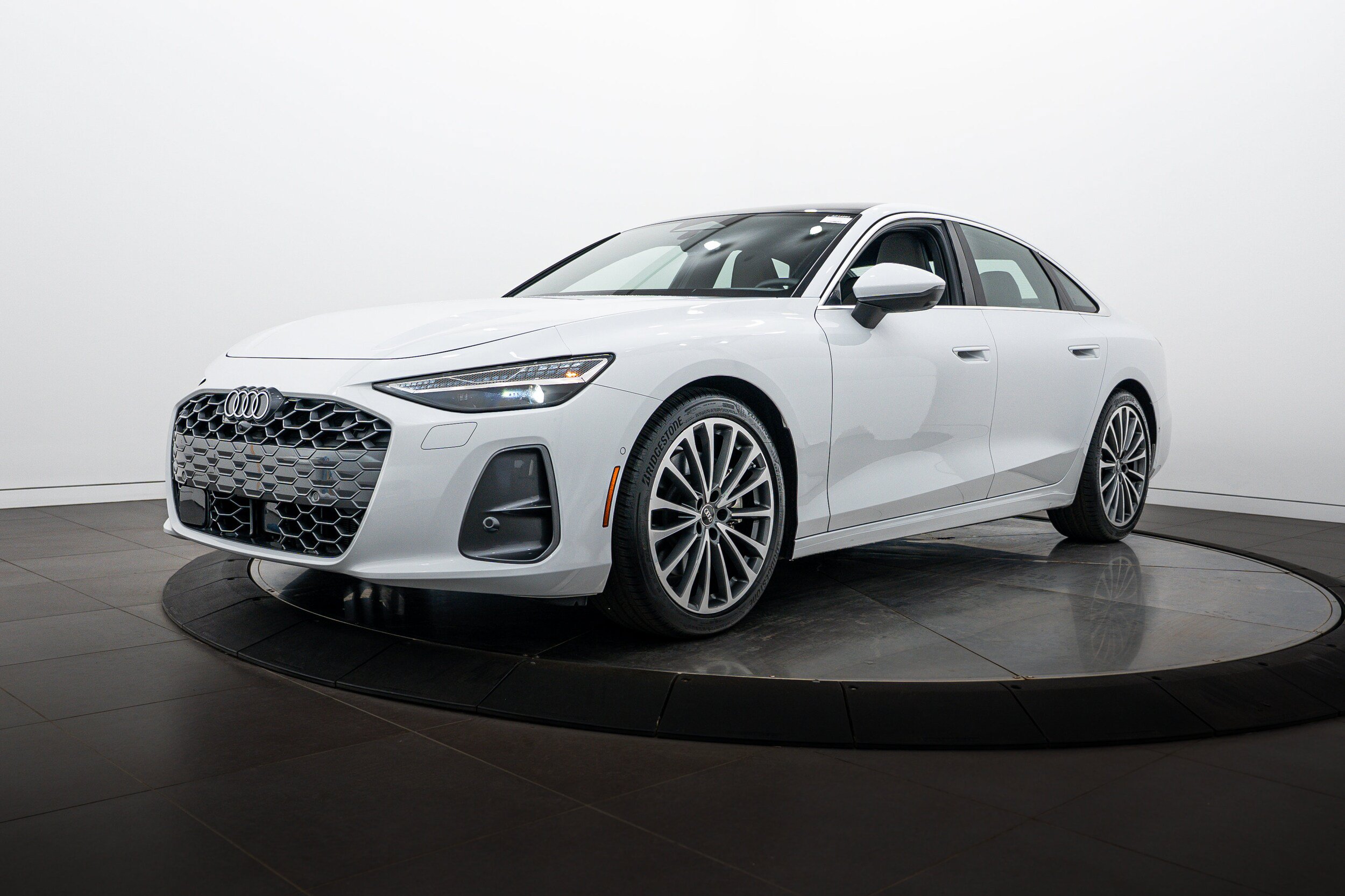 Certified 2026 Audi A6 Prestige w/ Audi Exclusive Design Package AWD/4WD image 6