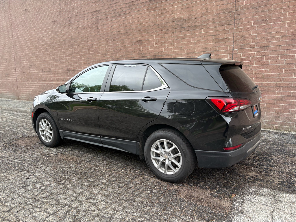 Used 2024 Chevrolet Equinox LT AWD/4WD image 3