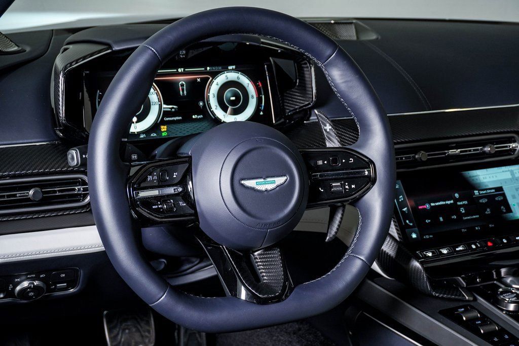 New 2025 Aston Martin Vanquish image 26