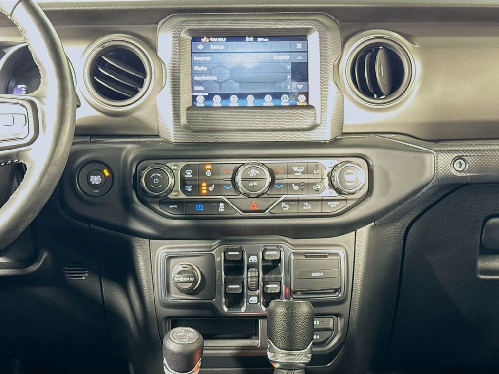 Used 2023 Jeep Wrangler Unlimited w/ Safety Group image 16