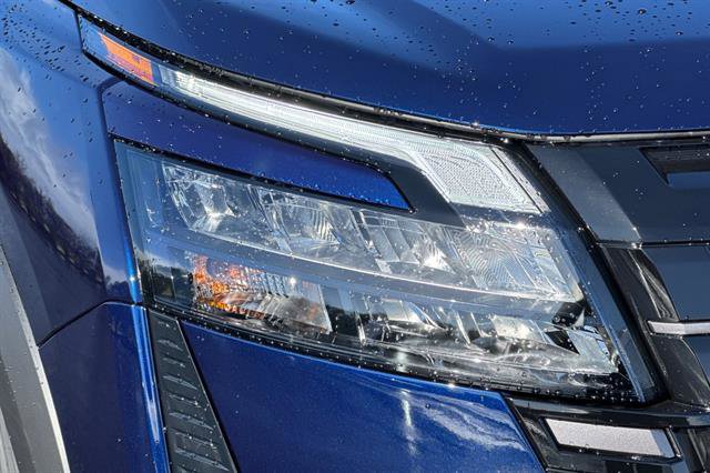 New 2026 Nissan Pathfinder SV image 31