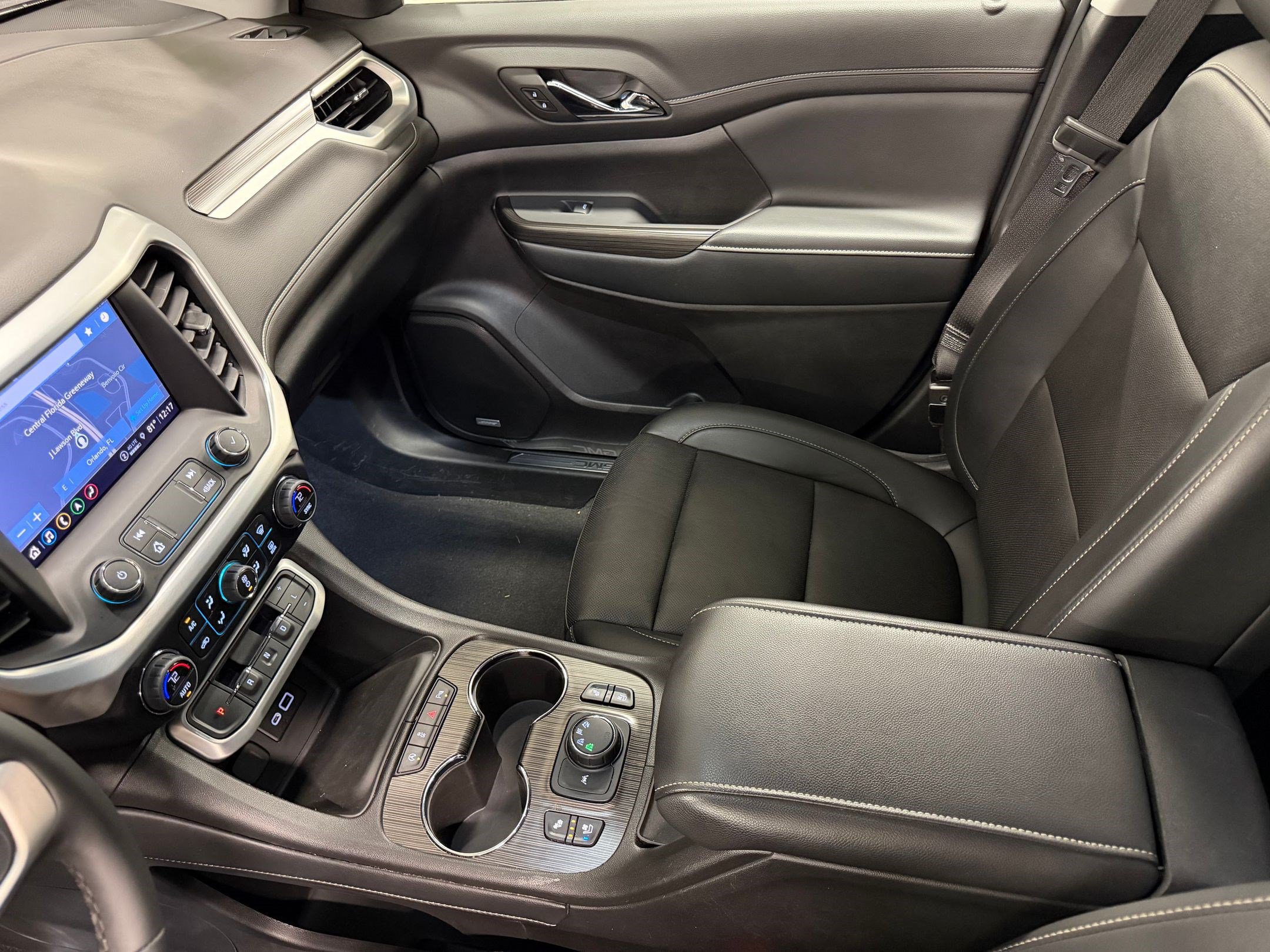 Used 2023 GMC Acadia SLT w/ Elevation Edition AWD/4WD image 43