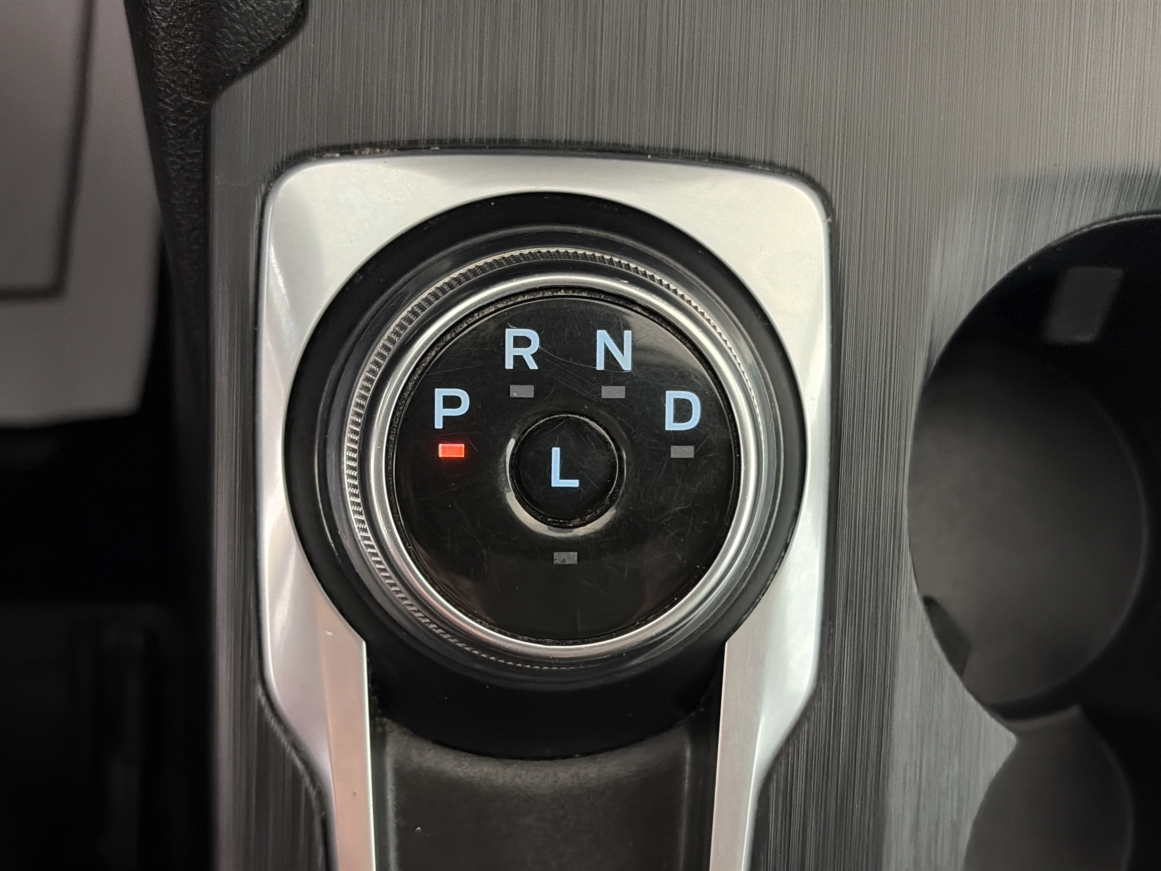 Used 2022 Ford Escape SE w/ SE Sport Appearance Package AWD/4WD image 29