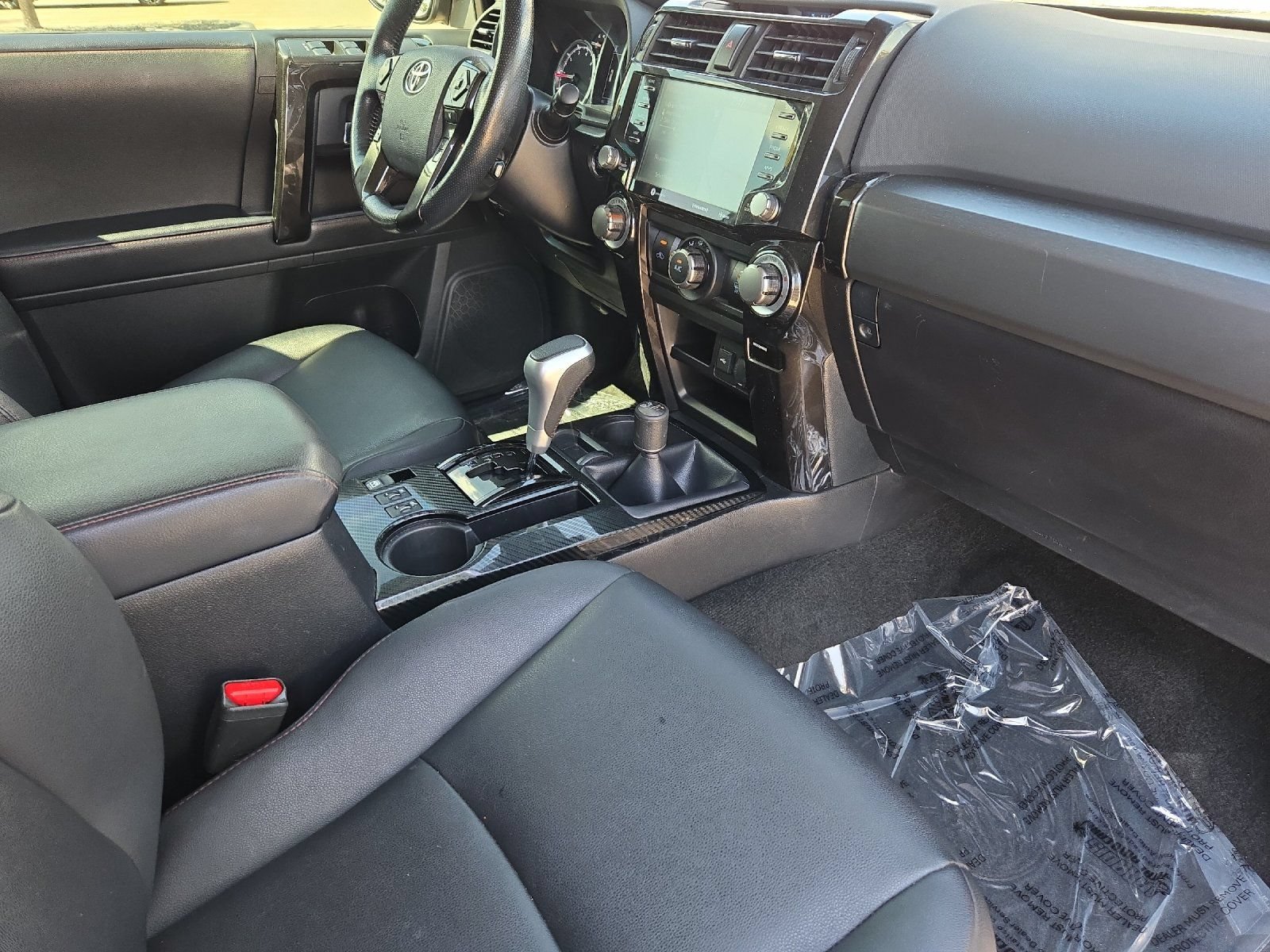 Used 2023 Toyota 4Runner TRD Off-Road Premium AWD/4WD image 15