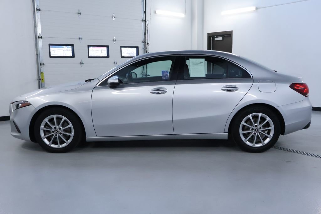 Used 2022 Mercedes-Benz A 220 4MATIC w/ Premium Package Lite image 4
