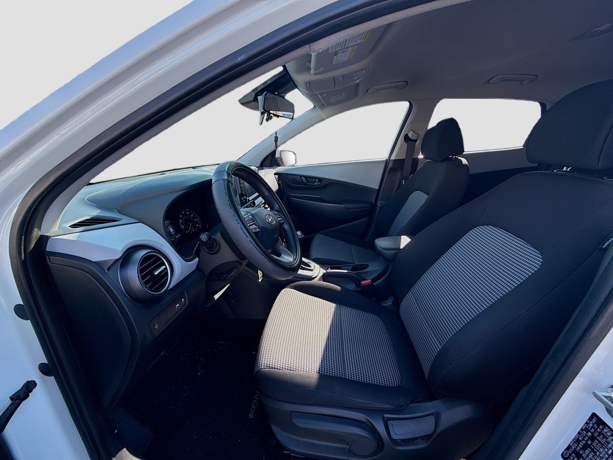 Used 2019 Hyundai Kona SE image 16