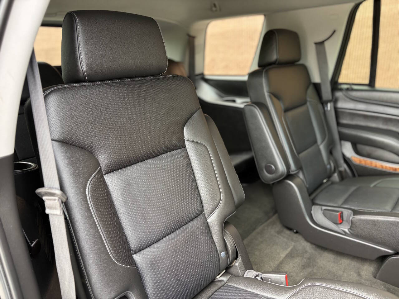 Used 2018 Chevrolet Tahoe Premier AWD/4WD image 23