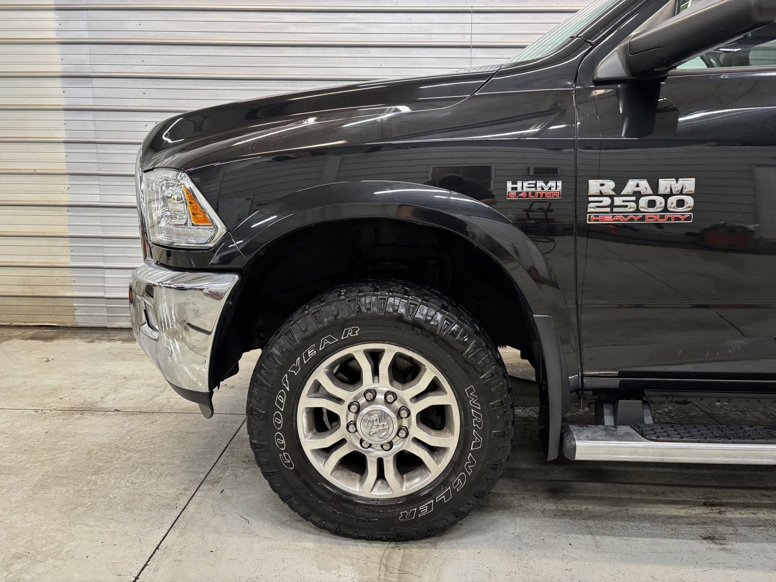 Used 2018 RAM 2500 Laramie w/ Snow Chief Group image 4