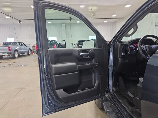 Used 2019 Chevrolet Silverado 1500 Custom Trail Boss w/ Custom Convenience Package AWD/4WD image 22