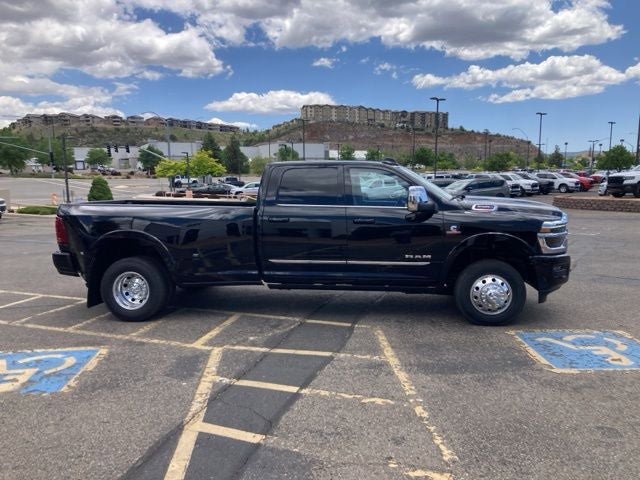 New 2025 RAM 3500 Limited image 5