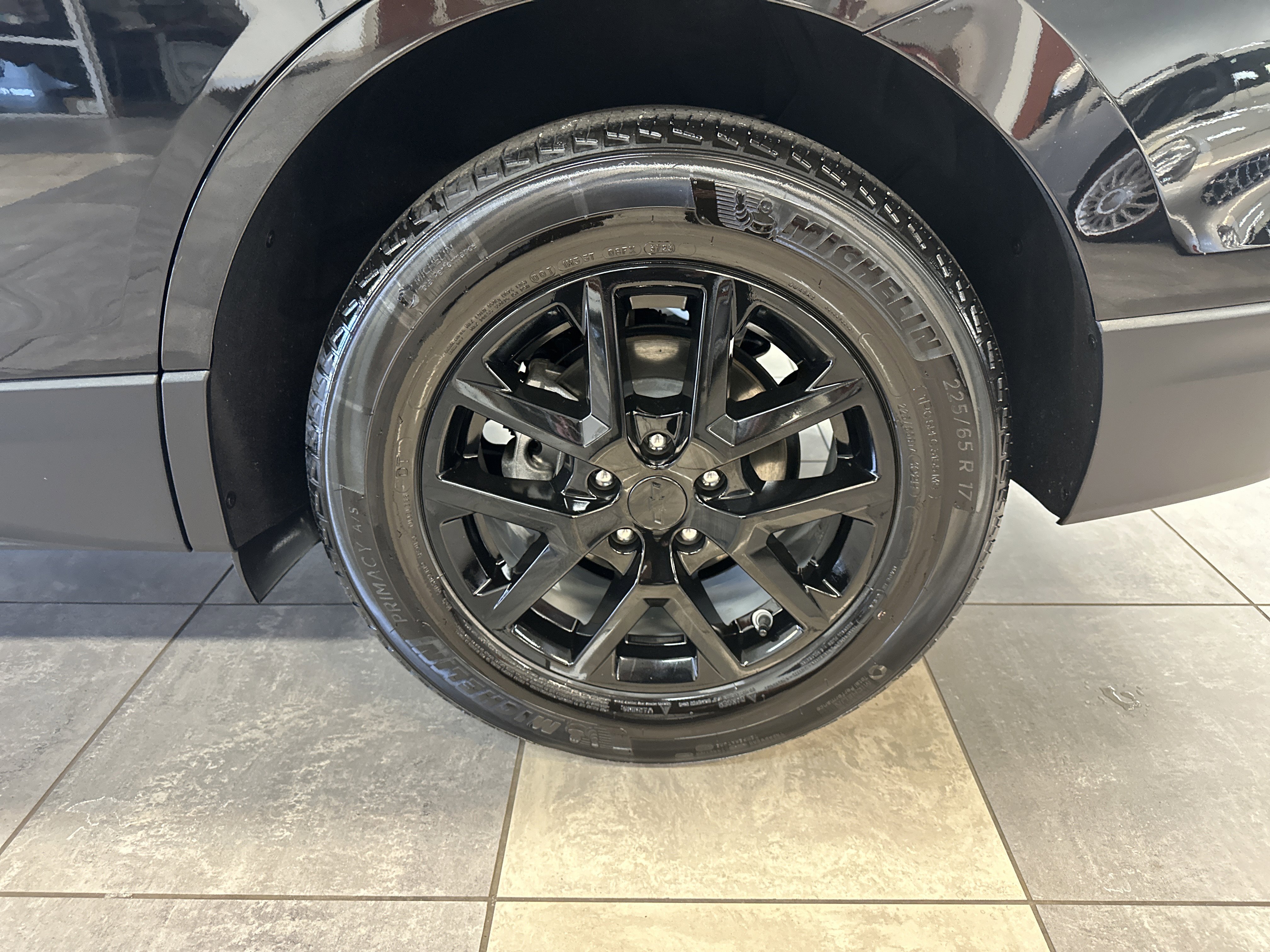 Used 2024 Chevrolet Equinox LT FWD image 7