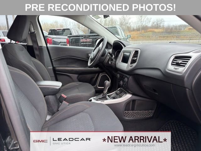 Used 2019 Jeep Compass Sport image 10