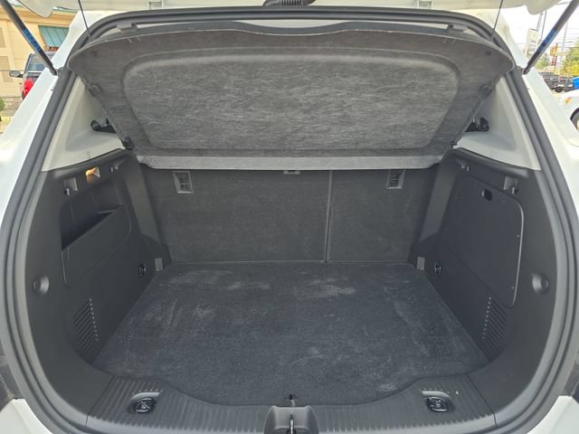 Certified 2020 Chevrolet Trax LT w/ LT Convenience Package FWD image 31