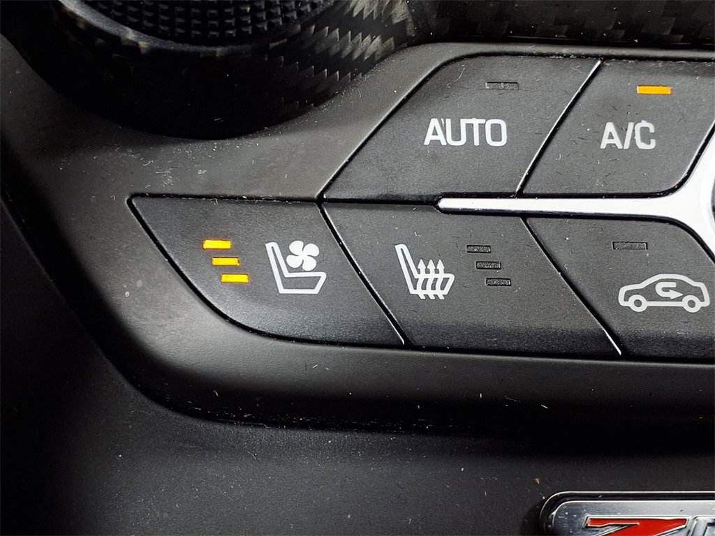 Used 2018 Chevrolet Corvette Z06 image 15